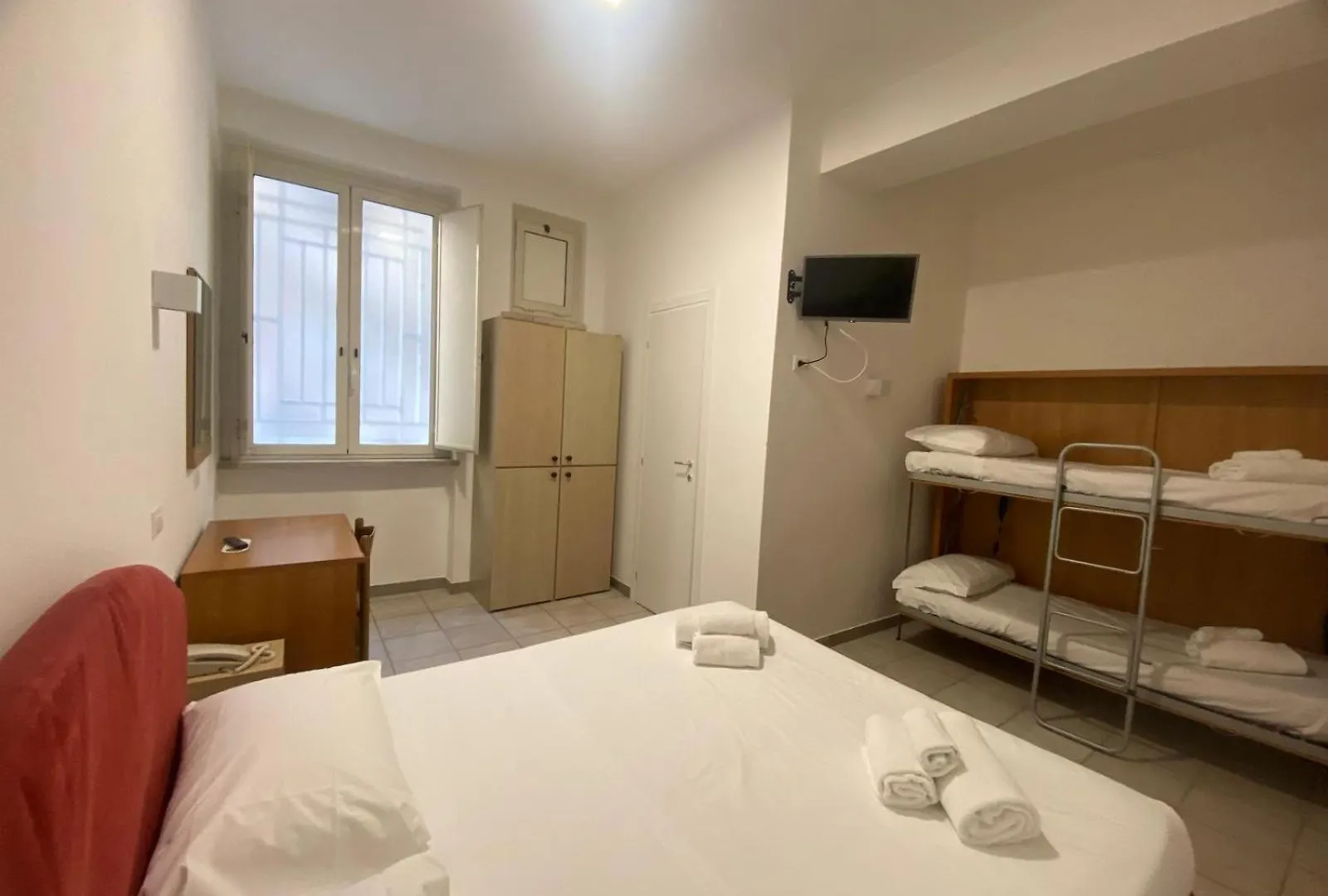 Hotel Casa Per Ferie Santa Maria Alle Fornaci Rome