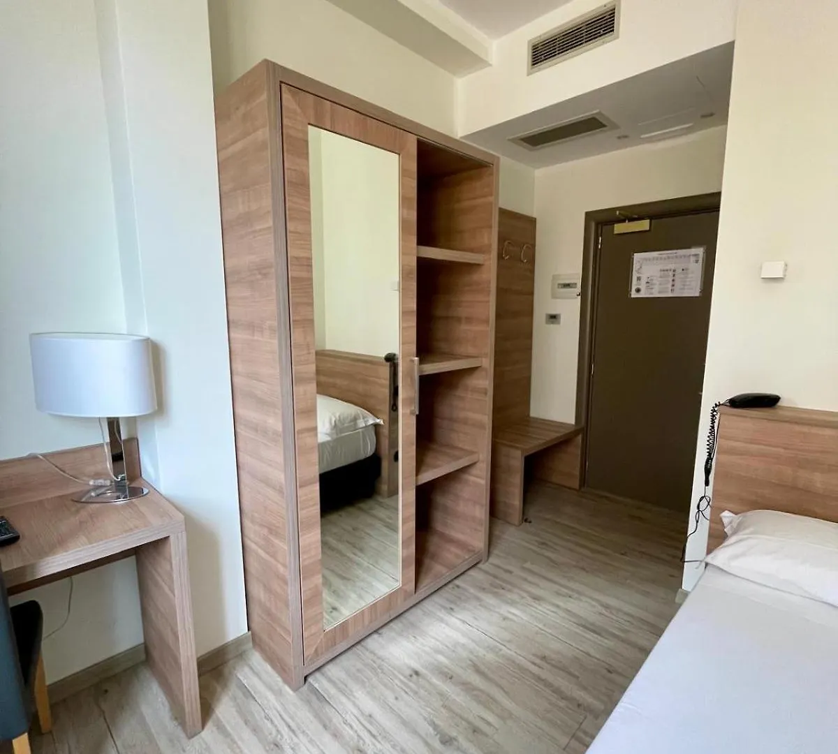 רומא Casa Per Ferie Santa Maria Alle Fornaci 3*,  איטליה
