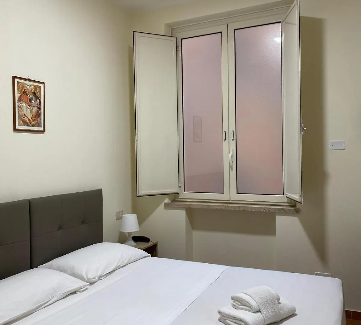 מלון רומא Casa Per Ferie Santa Maria Alle Fornaci