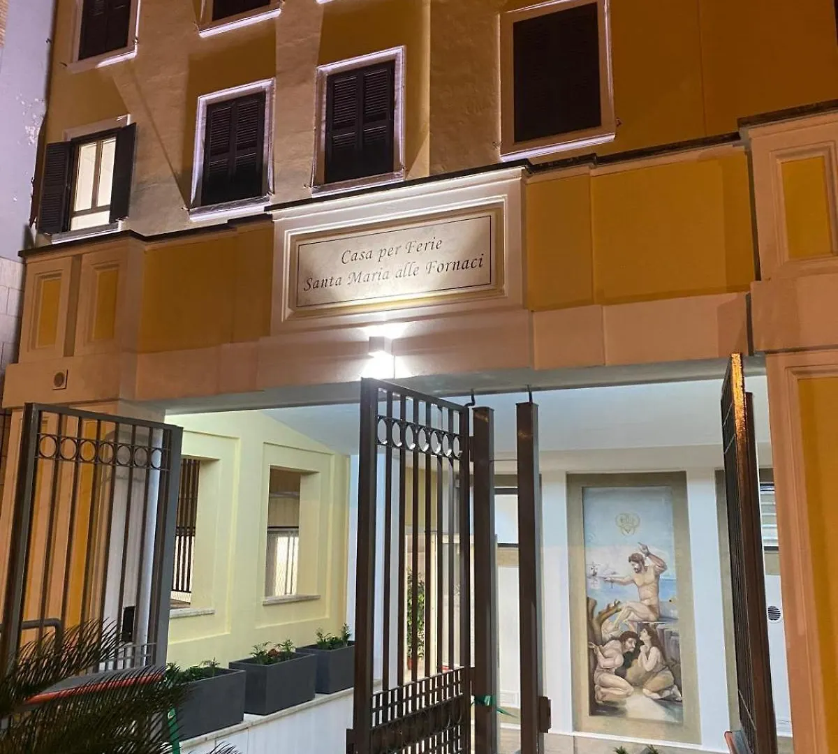 Casa Per Ferie Santa Maria Alle Fornaci Rom Hotel