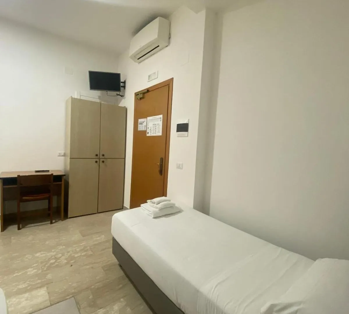 *** Hotel Casa Per Ferie Santa Maria Alle Fornaci Rom Italien