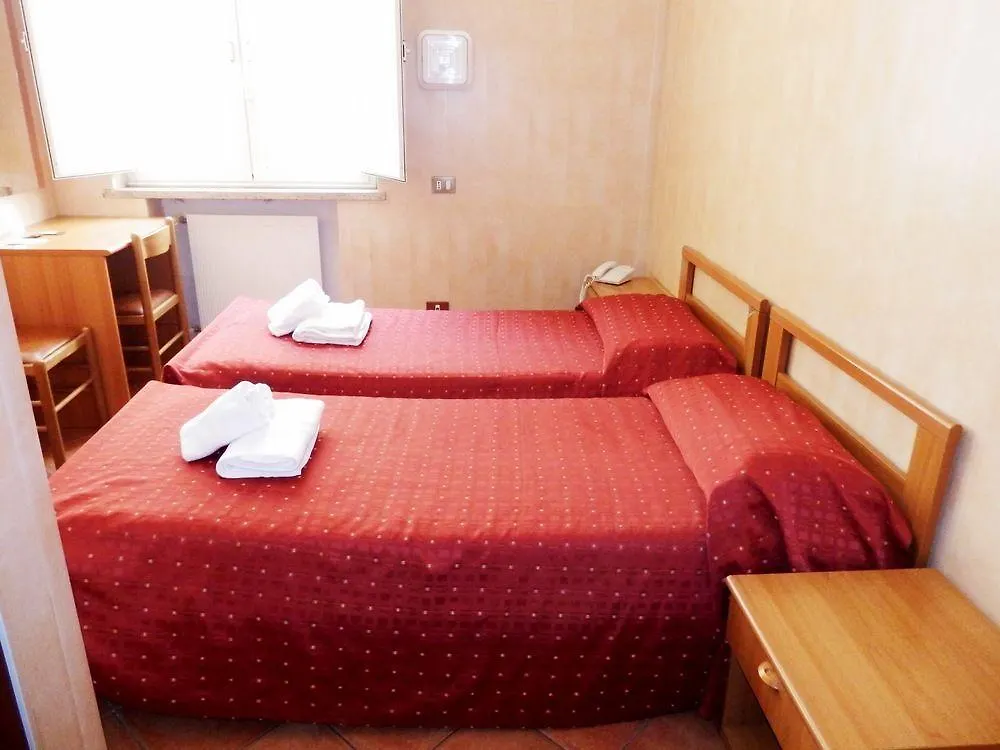 Hotel Casa Per Ferie Santa Maria Alle Fornaci Rom